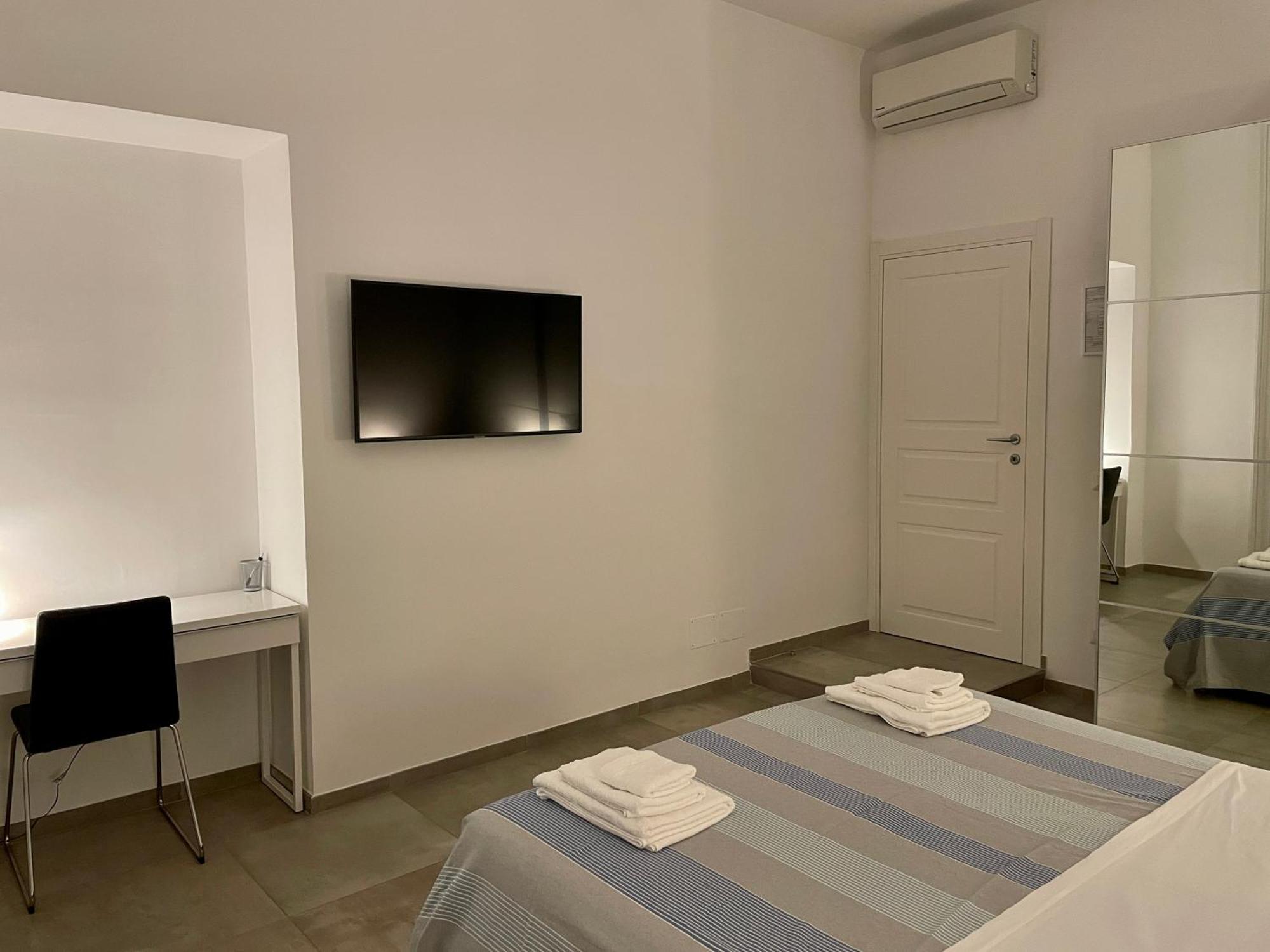 Napoli Centrale Suite Εξωτερικό φωτογραφία